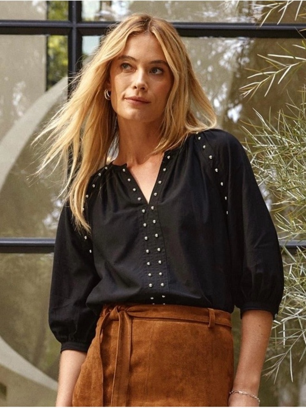 EVEREVE Celina Stud Blouse Top Puff Sleeves Relaxed Fit Black L - Picture 2 of 7